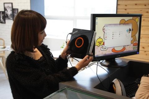 게임기가 아니라 컴퓨터에요