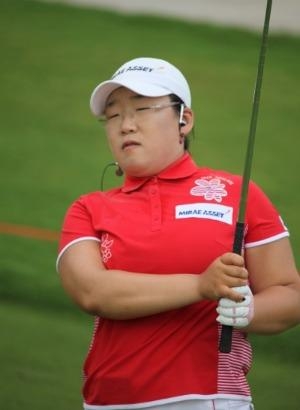 신지애 vs 최나연, 집안싸움?!