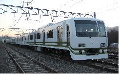 국산부품 자체 조립한 전동차 '첫 선'