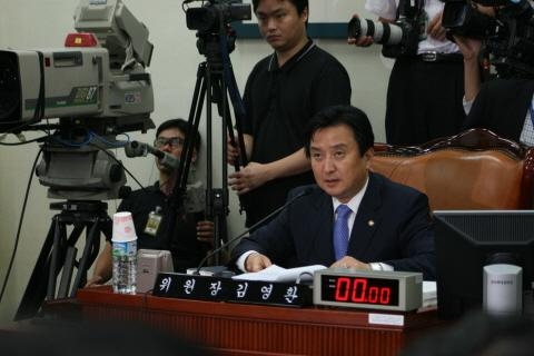 [스페셜 인터뷰] 김영환 국회 지식경제위원장