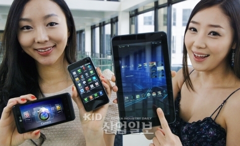 LG전자, 다양한 스마트폰 세계로 오세요