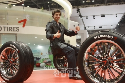 '2011 서울모터쇼' 화려한 팡파르