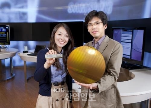 세계 최고 '32GB D램 모듈'