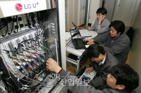 4세대 LTE 상용장비 본격 구축