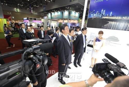 '국제 LED EXPO & OLED EXPO 2011' 성료