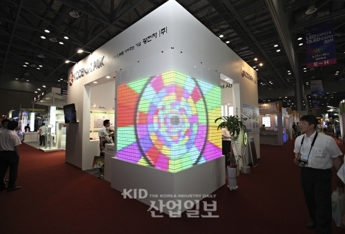 '국제 LED EXPO & OLED EXPO 2011' 성료