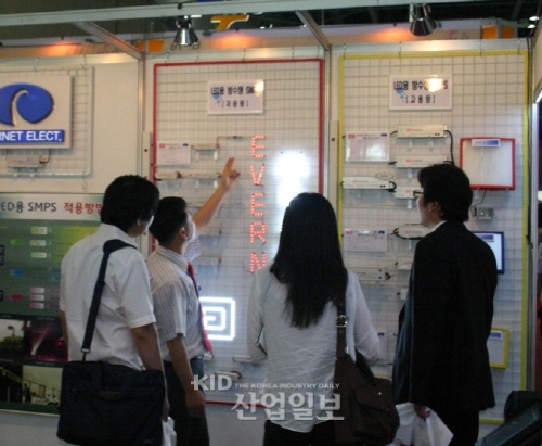 에너지 절약·탄소배출 절감…'LED가 효자'