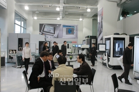 DMG/MORI SEIKI, EMO 전시회에서 기술력 과시