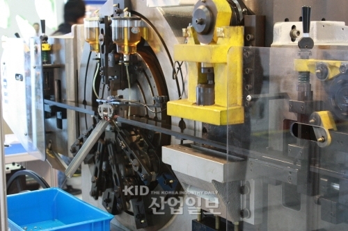 자동차·정유 ‘맑음’ 건설·철강·섬유 ‘흐림’