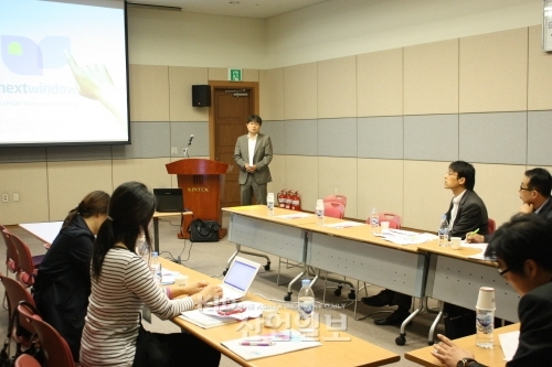 넥스트윈도우, 혁신적인 'ProfileTouch 4S 터치스크린' 출시