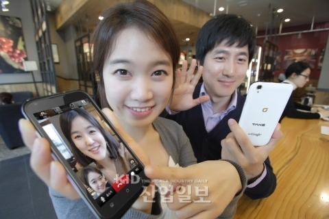 무료로 고화질 영상통화와 채팅을