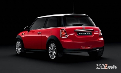 2천만원대 수입차 봇물…그래도 경차는 싫어