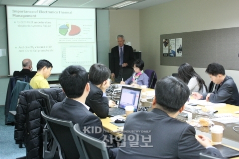 한국멘토, T3Ster? +플로썸(FloTHERM?) 출시