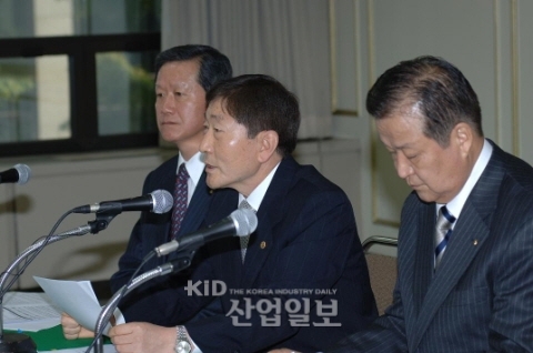 [FOCUS]_‘중소기업을 건강하게, 소상공인을 따뜻하게’