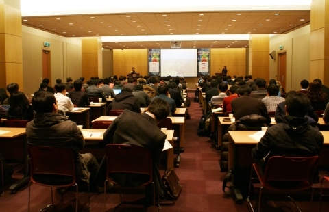 LED 조명 전면 교체, 6개월 내 불가능