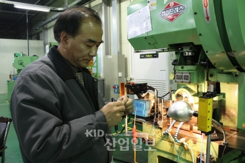 “‘금형’은 나의 천직”, 금형산업의 전설, 고재규 명장