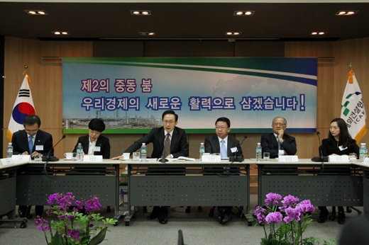 일자리, ‘제2의 중동 붐’ 속에서 찾는다