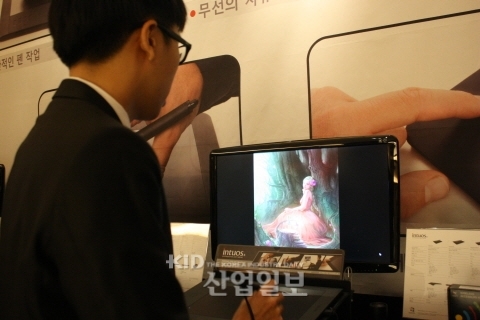 와콤 ‘인튜어스5’ 출시...사용자 중심 펜 태블릿으로 자유로와졌다