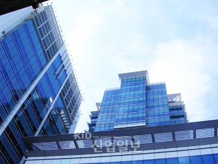 어플라이드머티어리얼즈, 싱가포르 R&D센터 설립