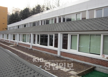 '태양전지' 창호기술, 국내 첫 선