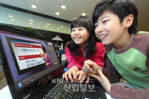 교사전용 서비스가 학생까지~