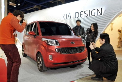 레이 지붕, 대체 무슨 일 생긴 거니? 울퉁불퉁 소비자들 ‘뿔났다’