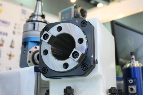 ㈜하이원앵글헤드스핀들, 공작기계도 스마트하게 ‘1대로 다공정 가능’