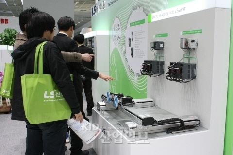 [REVIEW] 오토메이션 월드 2012, IT 품은 자동화 산업