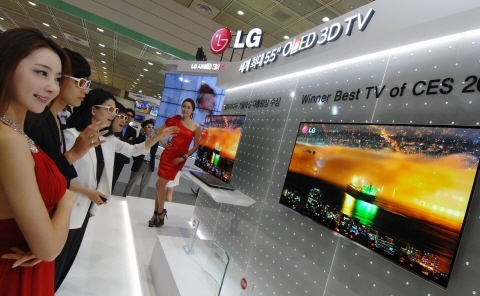 3D OLED TV, 국내 소비자에 첫 공개