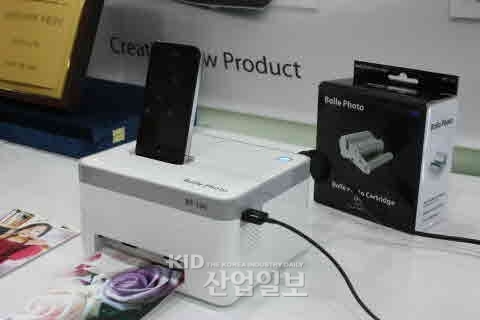 [월드IT쇼] ㈜프리닉스, 세계 최초 포터 프린터기 선보여