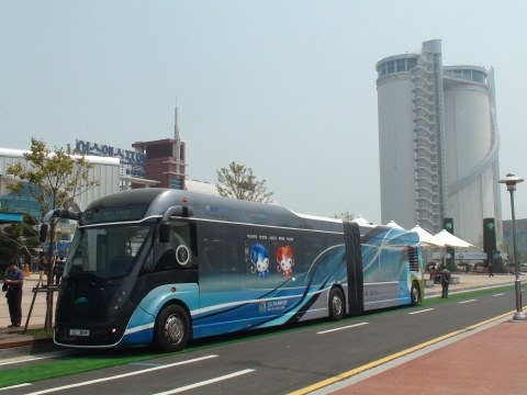 커민스 B, 하이브리드 바이모달 트램 장착 '고유가'에 호응도 좋아