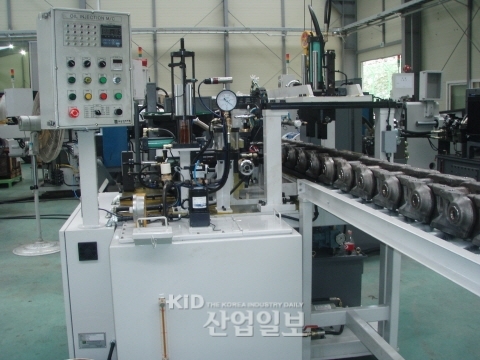 (주)운창메카텍, 링크(LINK) 가공용복합기