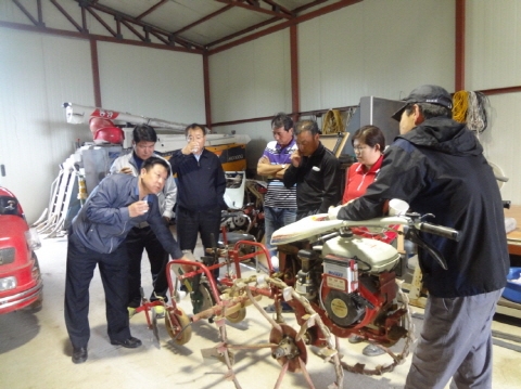 콩 파종 기계화 80% 노력 절감 '기계화 연시회' 가져