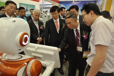 국산기계류 중국수출 '청신호' 밝히다