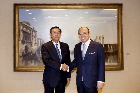 한화, 일본에 4년간 500MW 태양광 모듈 공급 