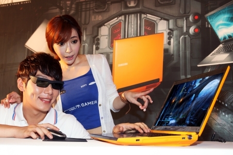 최강성능의 '시리즈7 게이머 옐로우 3D' 리프레시