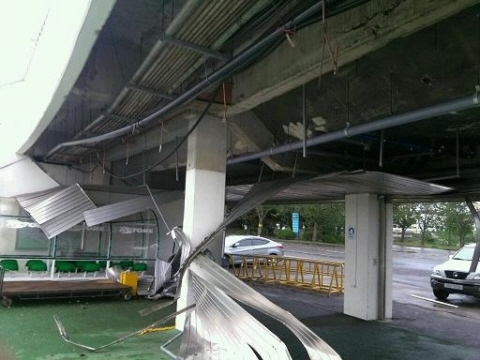 태풍 볼라벤 목포 관통 북북서 진행 '제주 피해' 속출