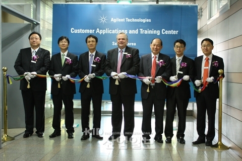 아태지역 최초의 클린룸 보유, 고객교육 분석센터 문 열어