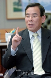 [MINI INTERVIEW] 정태신 경기산학융합본부 원장