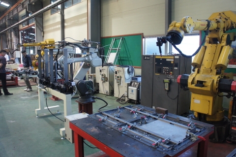 엘케이시스템, 용접 로봇 도입으로 대량 생산 본격화