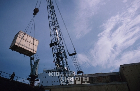 [POLICY]한미 FTA, 우리나라 수출 증대 견인차 역할 ‘톡톡’   