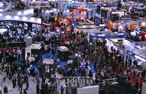 인간과 기술의 조화를 보여줄 JIMTOF 2012 