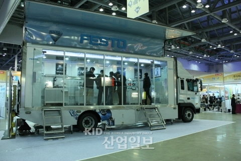 [서울국제포장전 2012 우수참가기업]_한국훼스토(주), 공압 부품에서 통합자동화까지 원스톱 공급