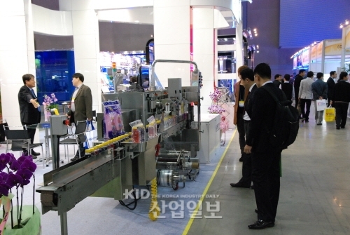 [2012 서울국제포장전 현장스케치] 포장기 분야의 글로벌 리더 동호기계(주)