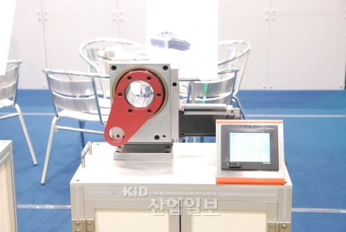 [2012 서울국제포장전 현장스케치] (주)성원테크, 고성능 인덱스 장치 출품