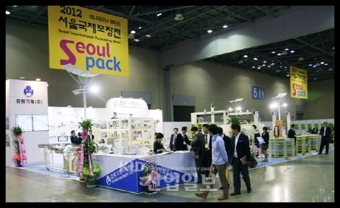 [서울국제포장기계전 2012 우수참가기업]_효원기계, 포장기계의 명품화·로봇화 꿈꾼다!