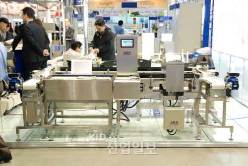 [2012 서울국제포장전 현장스케치] (주)나우시스템즈, 한국시장에 최초로 국산 금속검출기 도입
