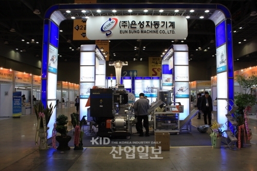 [2012 서울국제포장전 현장스케치] 화장품 포장 전문 ‘은성자동기계’