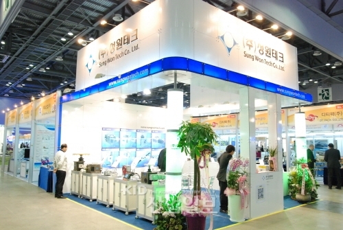 [2012 서울국제포장전 현장스케치] (주)성원테크, 고성능 인덱스 장치 출품