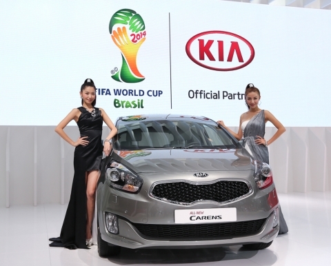 기아차, 2012 광저우 모터쇼…신형 다목적차량 중국 최초 공개 